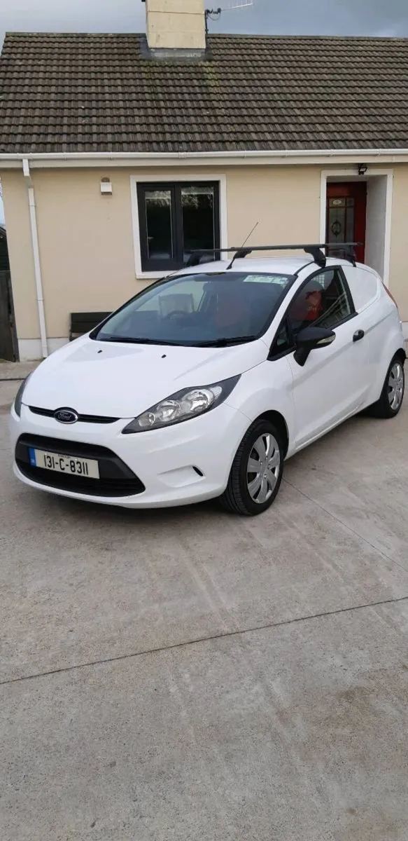 Ford Fiesta Van - Image 1