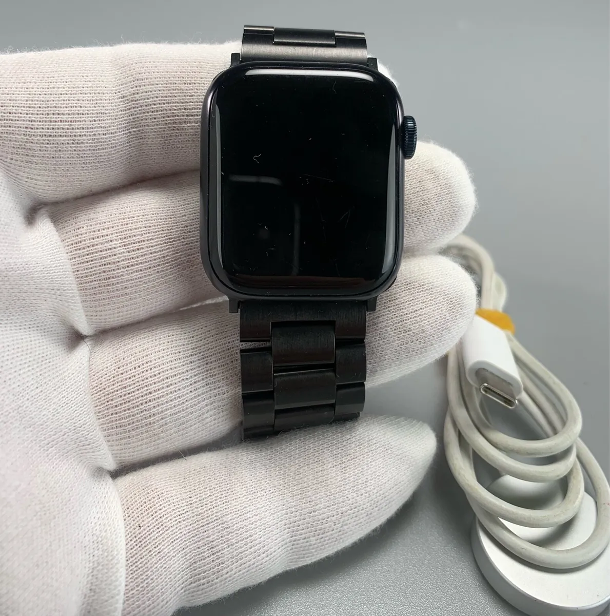 Apple Watch Series 7 - Image 1