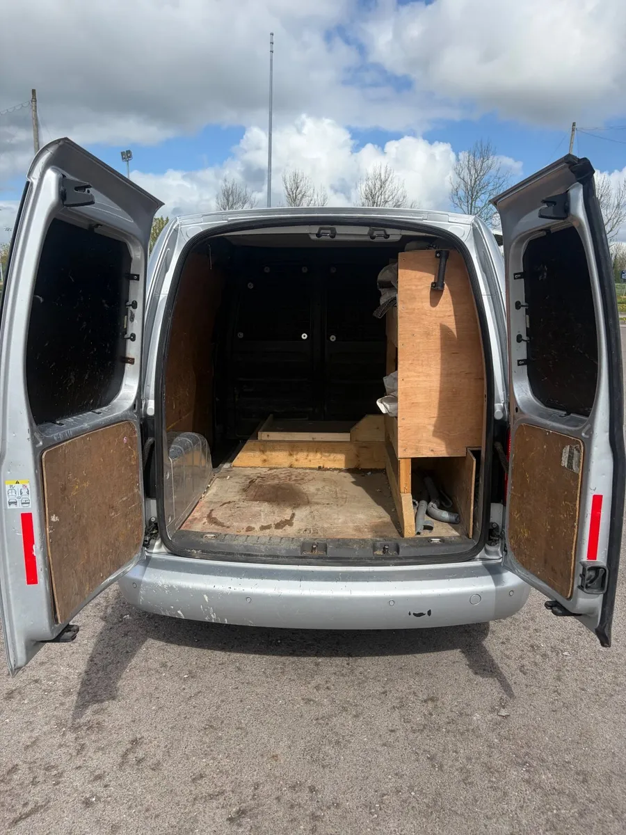 Volkswagen Caddy 2013 C20 Trendline 1.6 TDI - Image 2