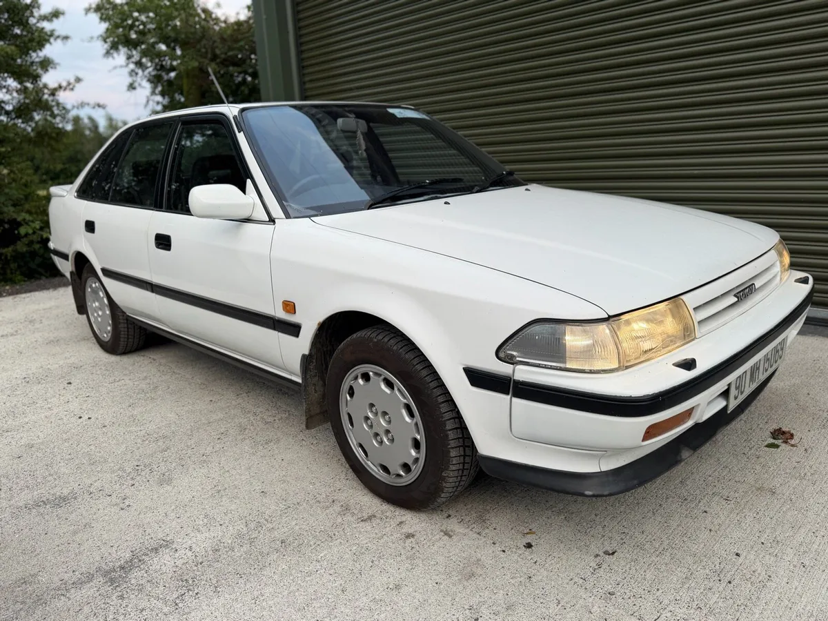 1990 Toyota Carina II 2.0 Executive - Image 3
