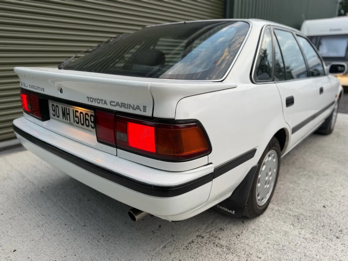 1990 Toyota Carina II 2.0 Executive - Image 4