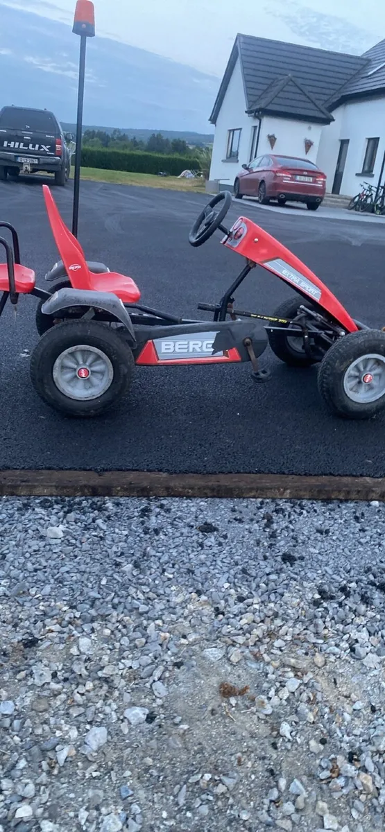 Berg go cart and accessories - Image 2