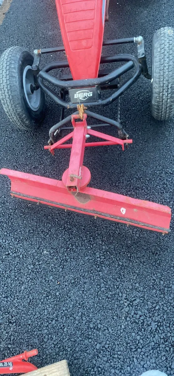 Berg go cart and accessories - Image 3