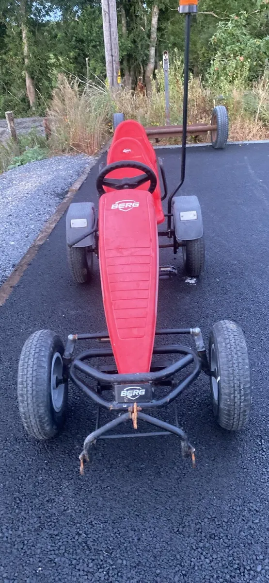 Berg go cart and accessories - Image 4
