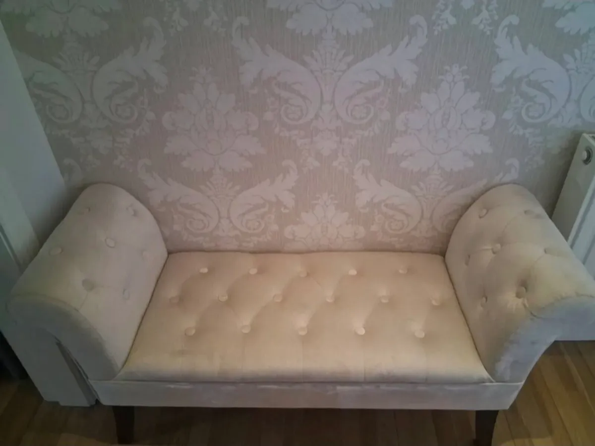 Clevich Seat Chaise Lounge Bed end Bench - Image 1