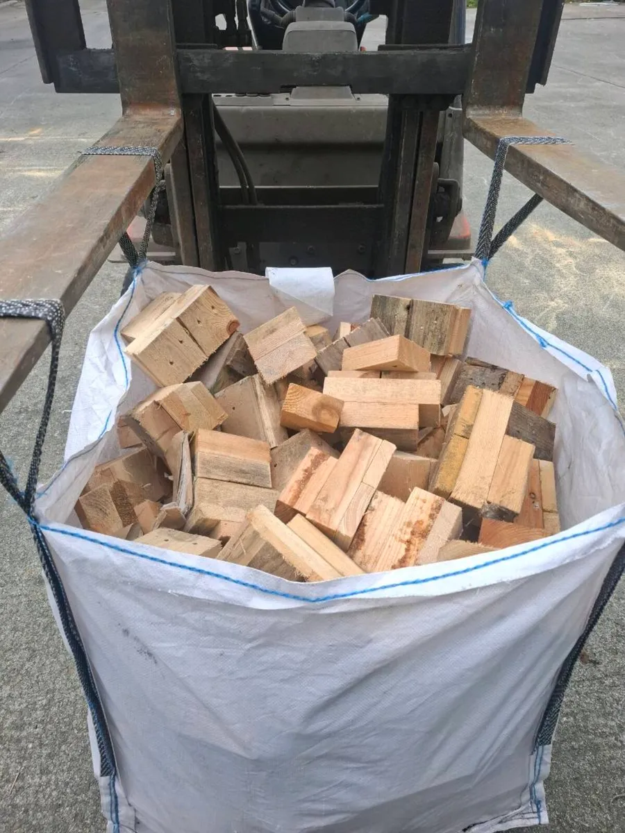 Wood scraps - Image 4