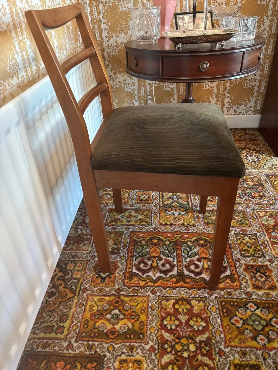 Chairs - Image 4