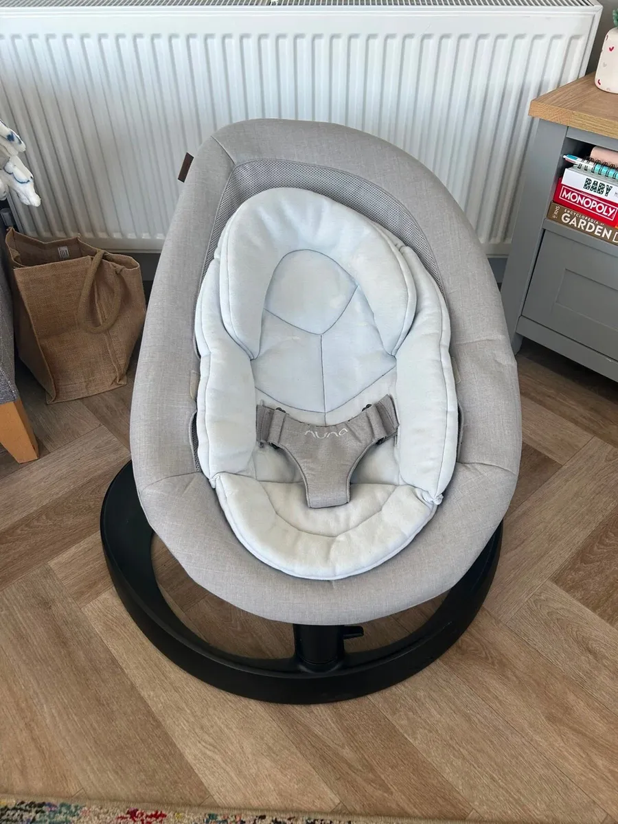 Nuna Leaf Baby bouncer - Image 1