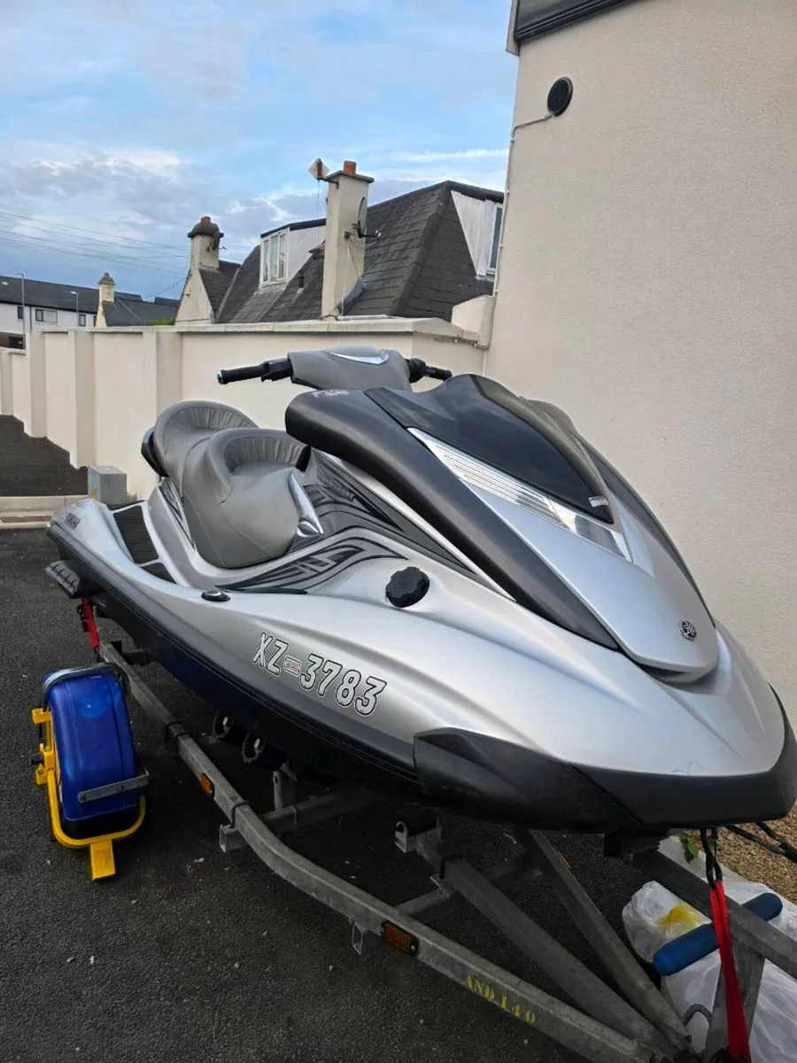 Yamaha waverunner fx cruiser - Image 1