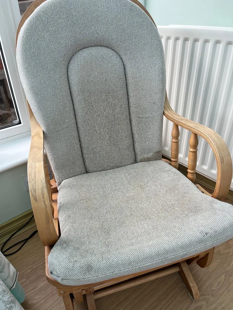 Rocking chair - Image 1