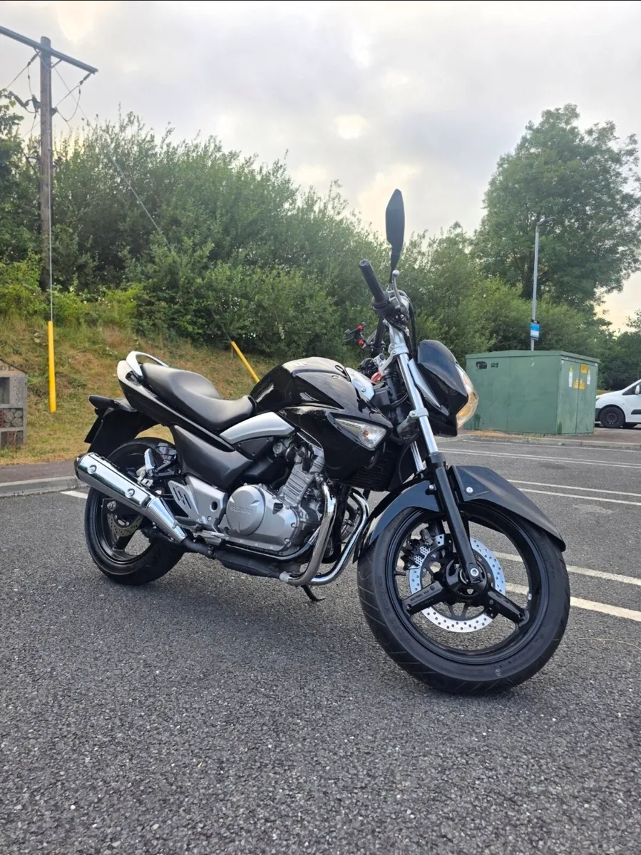 Suzuki Inazuma - GW 250 - Low Mileage – Excellent - Image 4