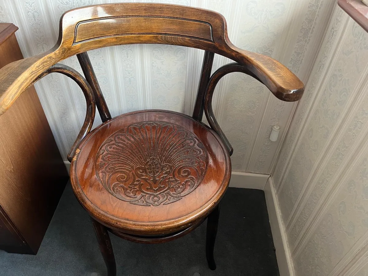 Chair - Image 2