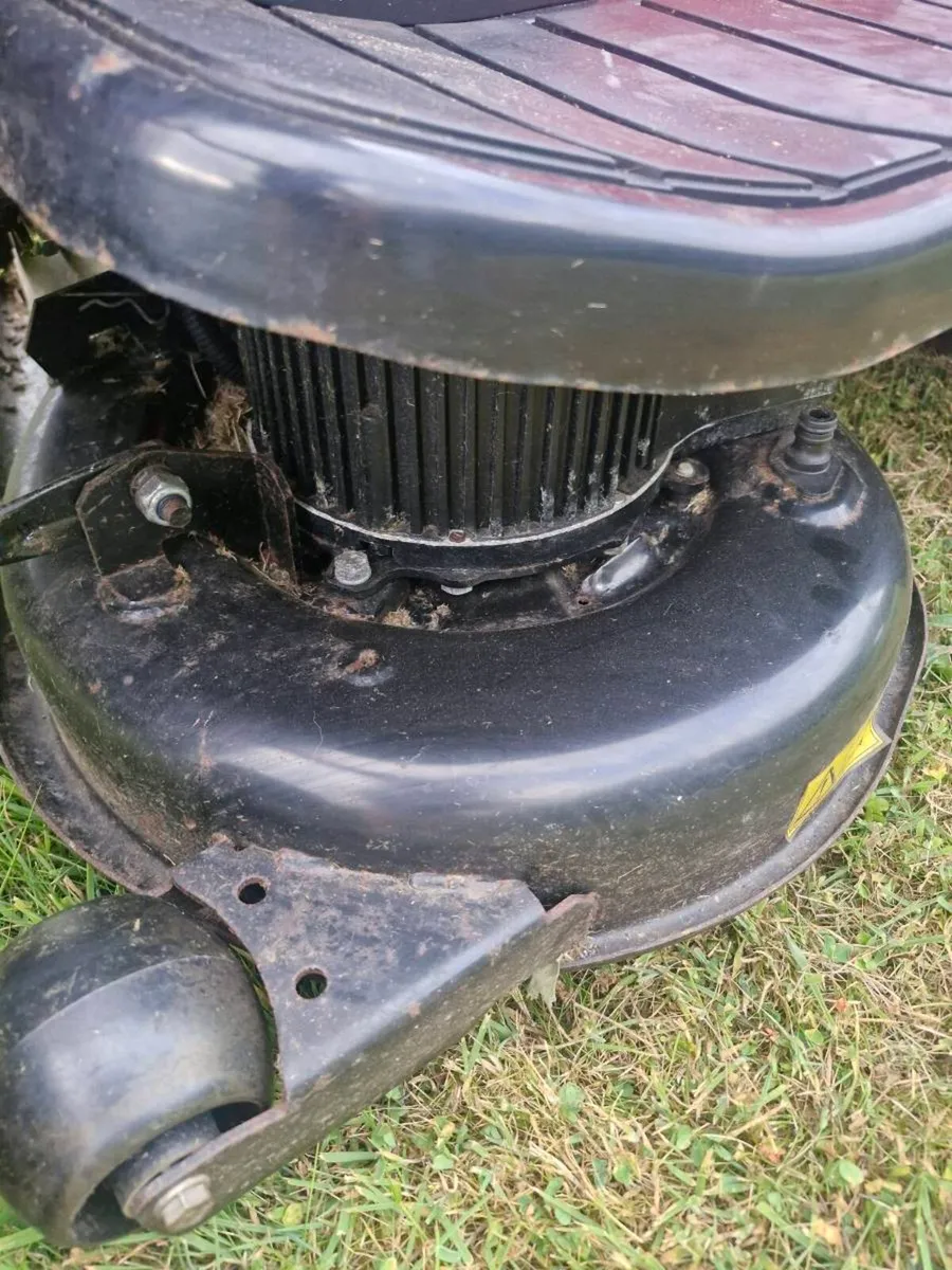 Mountfield 2023 Ride on mower DELIVERY AVAILABLE - Image 4