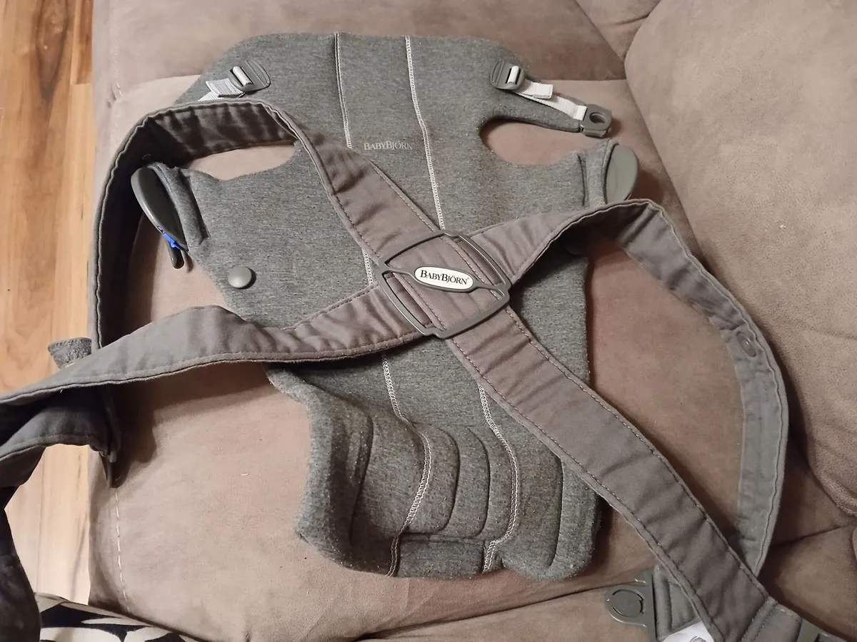 Baby Bjorn Baby carrier - Image 3