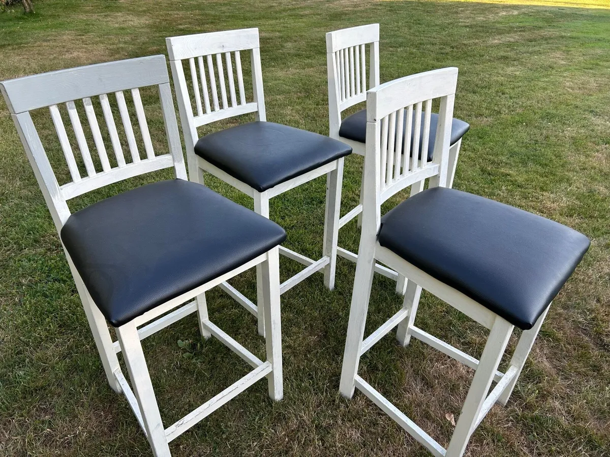 High stools - Image 1