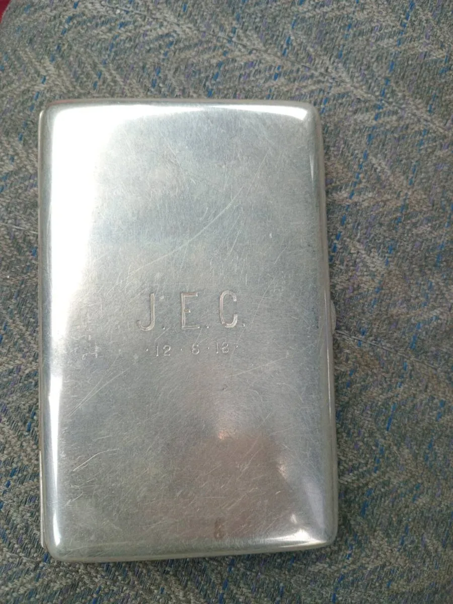1918 solid sterling silver WW1 cigarette case - Image 1