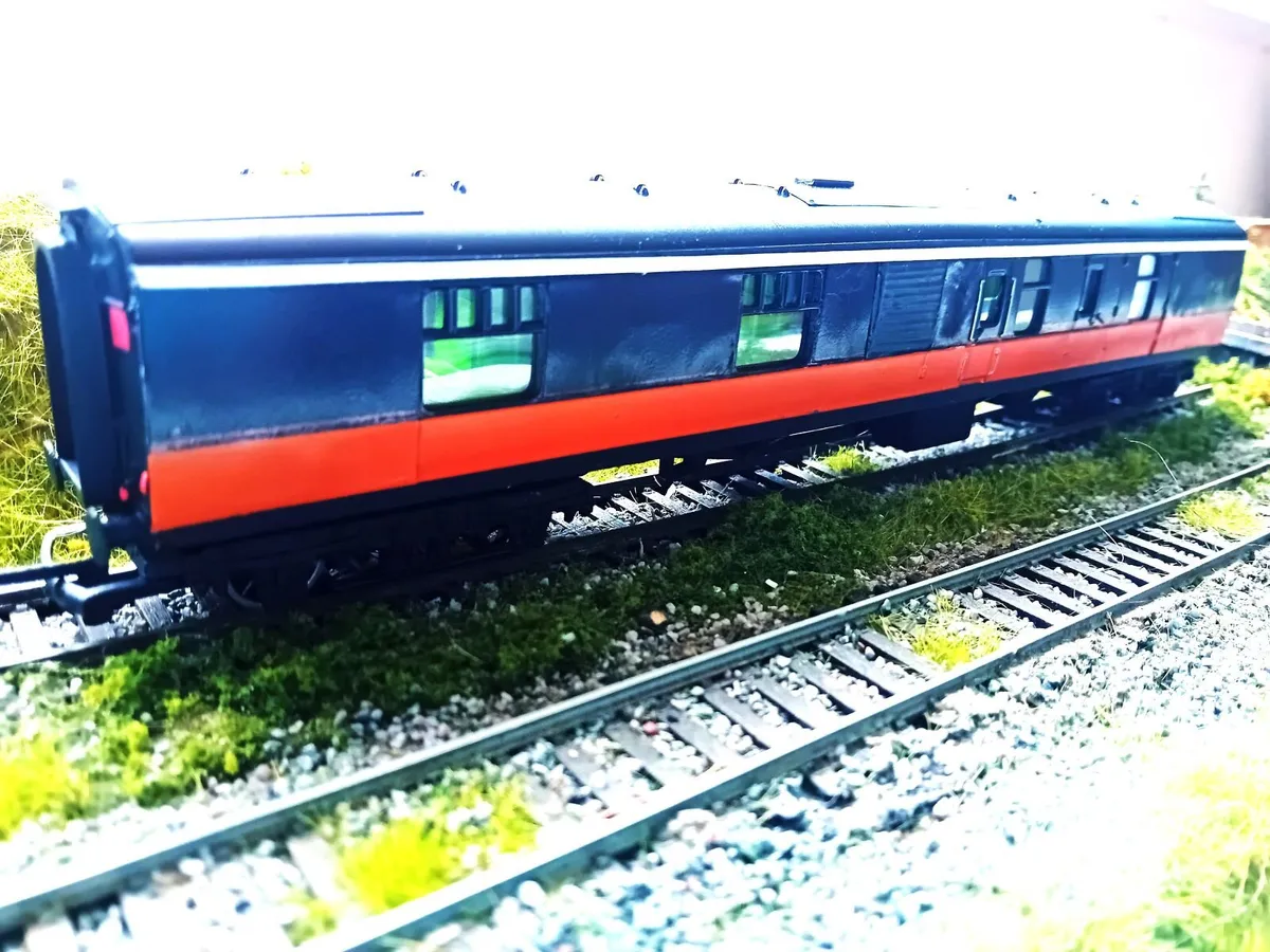 MODEL  RAILWAY  IRISH  MK1 GENERATER  VAN - Image 3