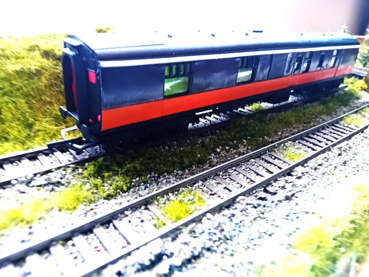 MODEL  RAILWAY  IRISH  MK1 GENERATER  VAN - Image 4