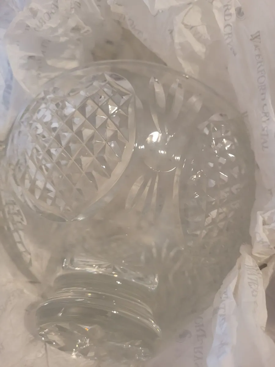 Waterford Crystal 8 inch Wide Footed Bowl - Image 2