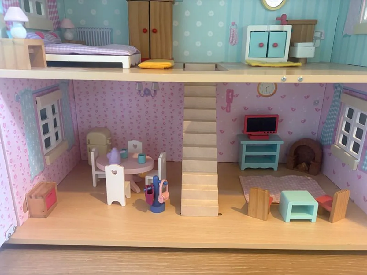 Dolls House - Image 2