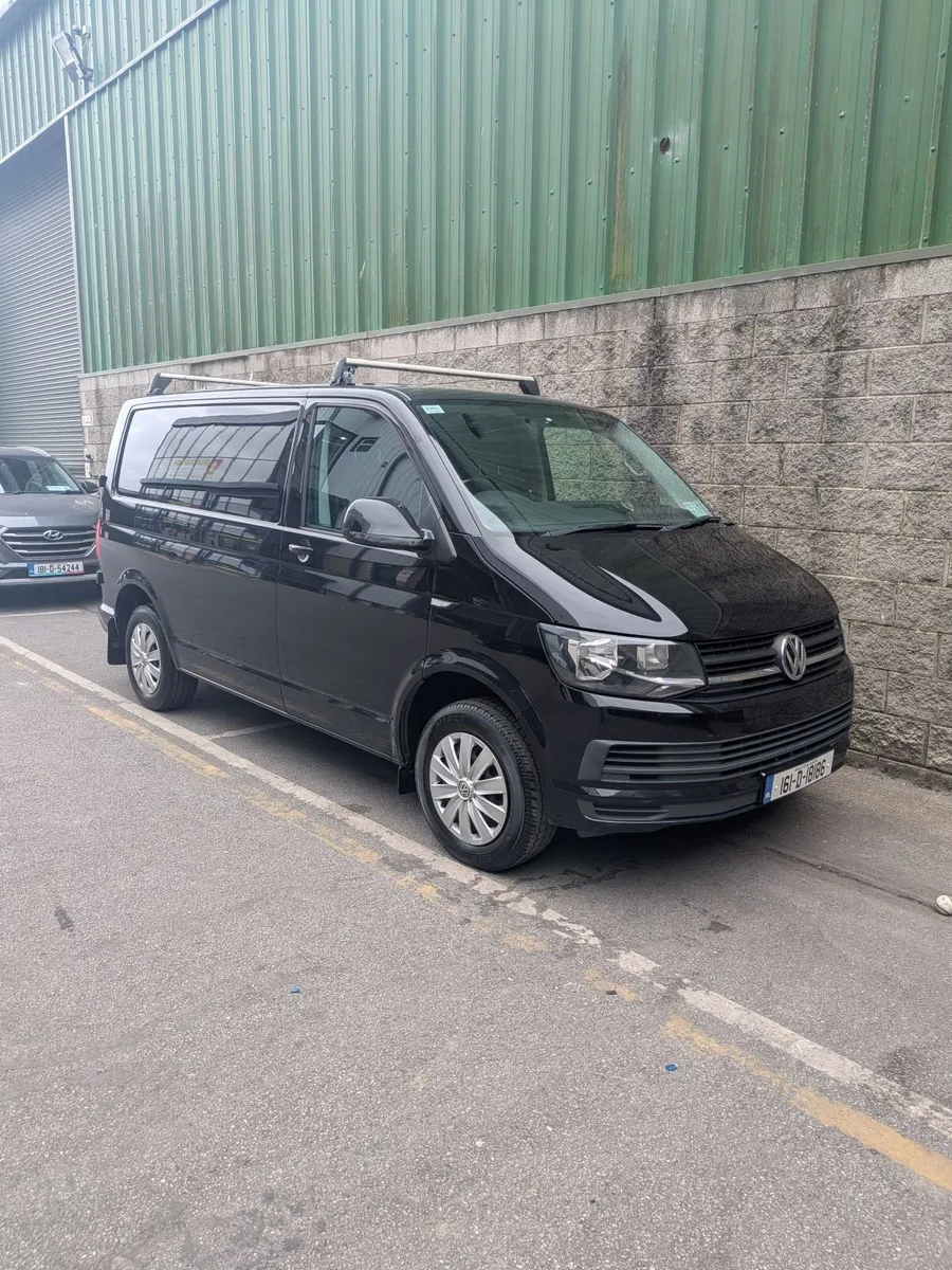 Volkswagen Transporter 2016 - Image 1