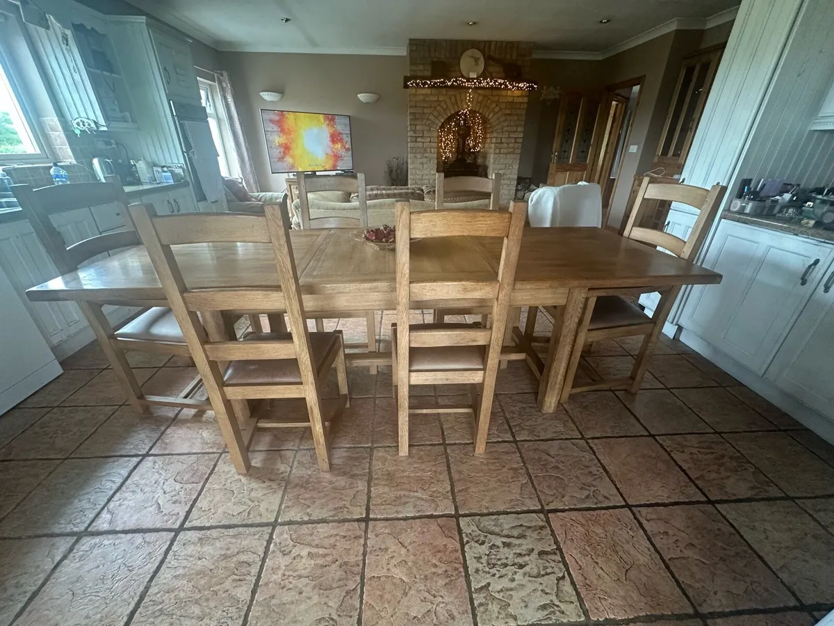 Large 8 SEATER solid oak table and chairs - Image 3