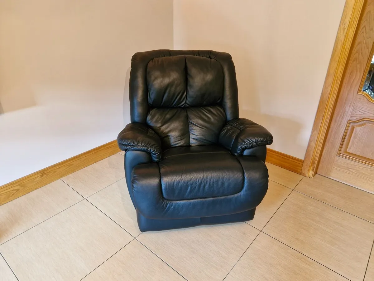 Leather Reclining Suite 3 Piece Suite 3-1-1 - Image 2