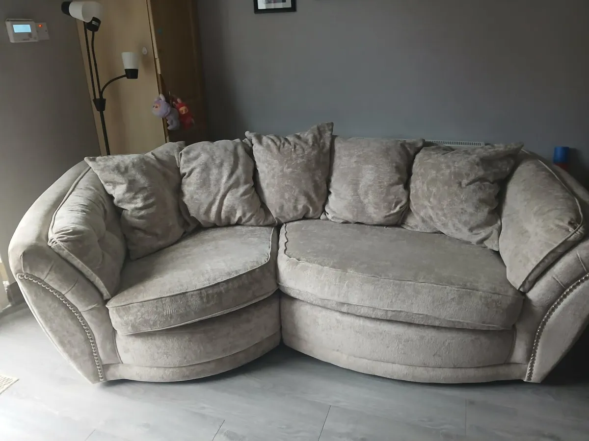 Couch , sofa - Image 3