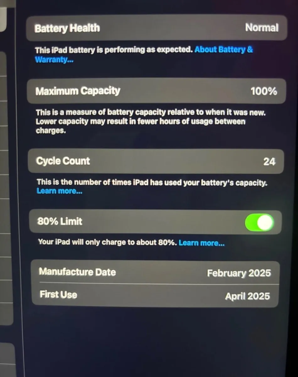 iPad (A16, 2025 11-inch Wi-Fi 126gb & Apple Pencil - Image 3