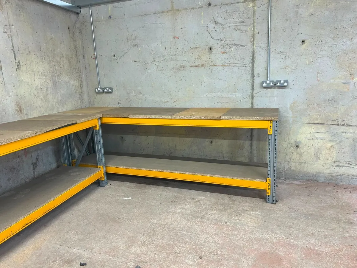 Heavy duty industrial workbench - Image 4