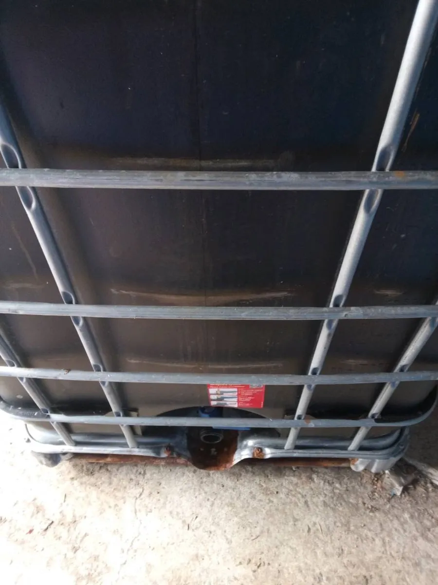 10 Black IBC tanks - Image 4