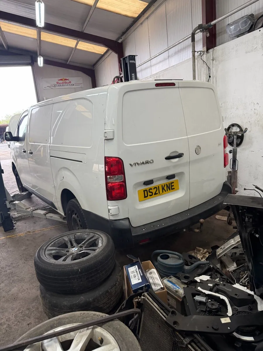 2021 Vauxhall Vivaro for breaking only - Image 4