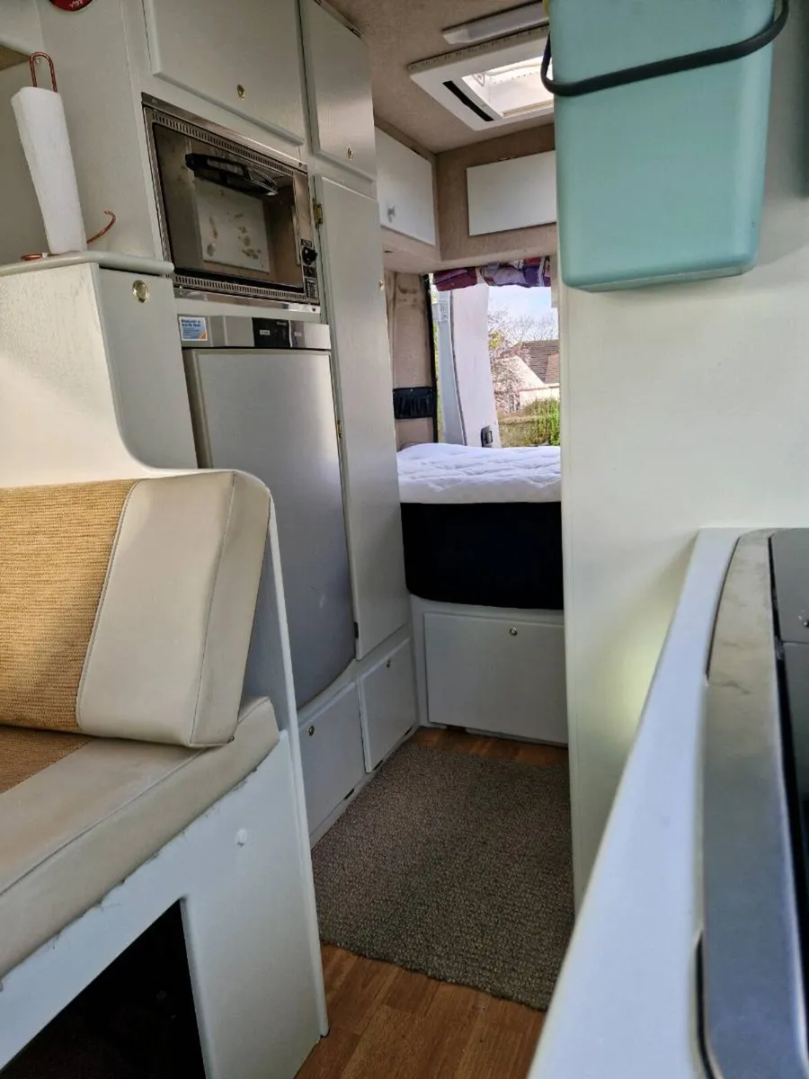 Camper Van - Image 3