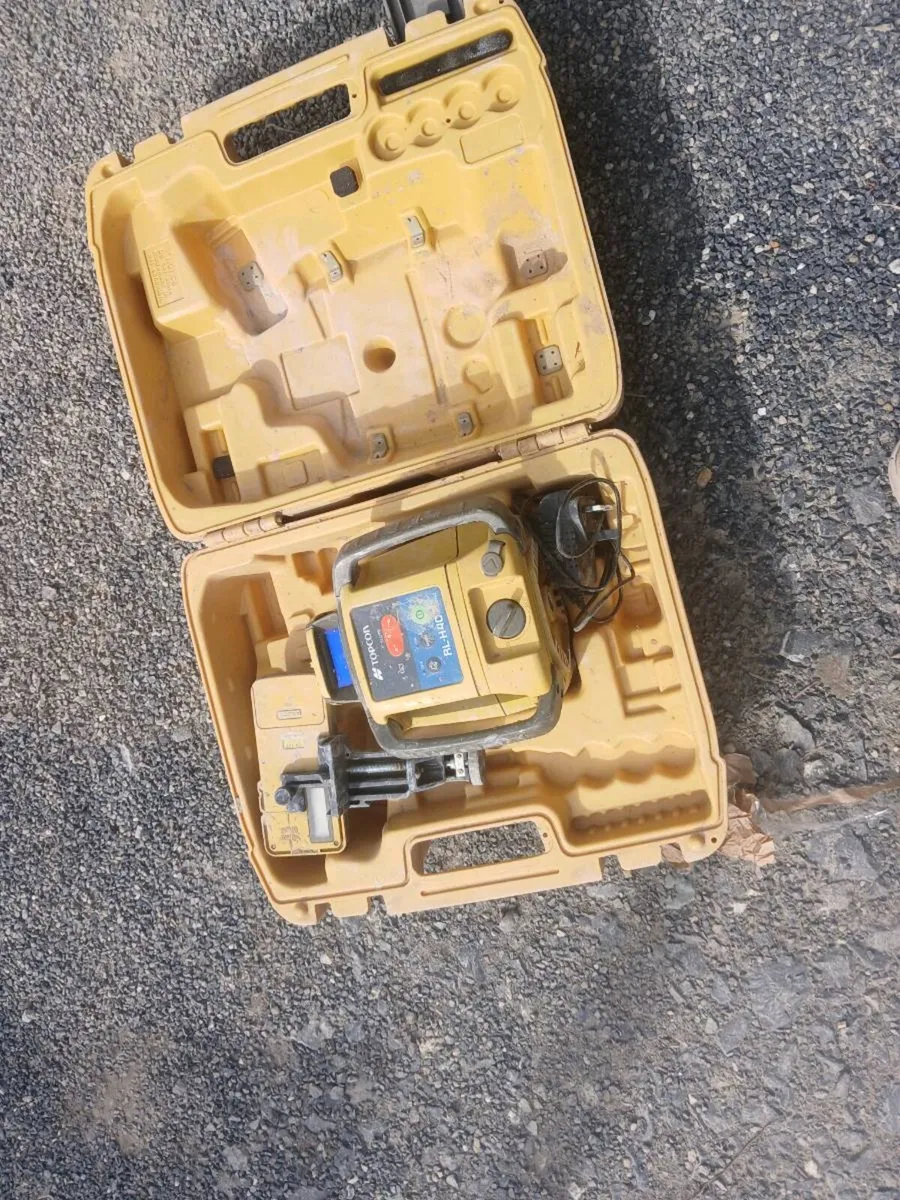 Laser level
