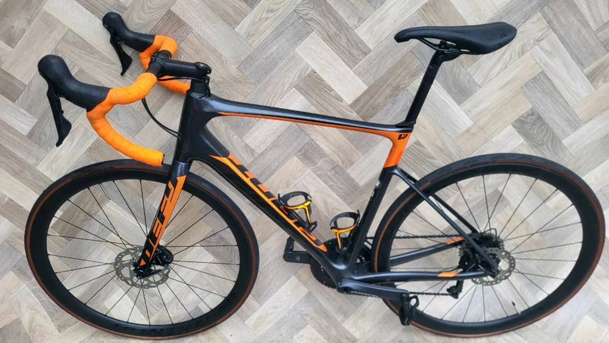 GIANT DEFY,  FULL CARBON - Image 2