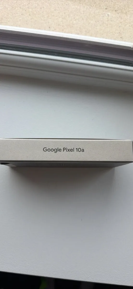 Google Pixel 10a - Obsidian Black - 128 GB - New i - Image 2