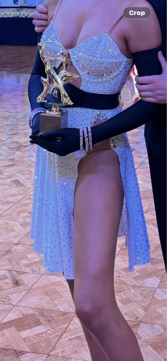 Latin dress - Image 2
