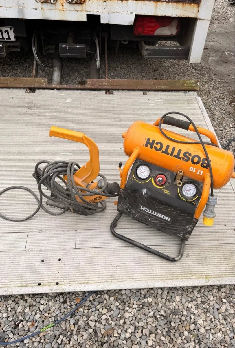 Floor Nailer - Image 3