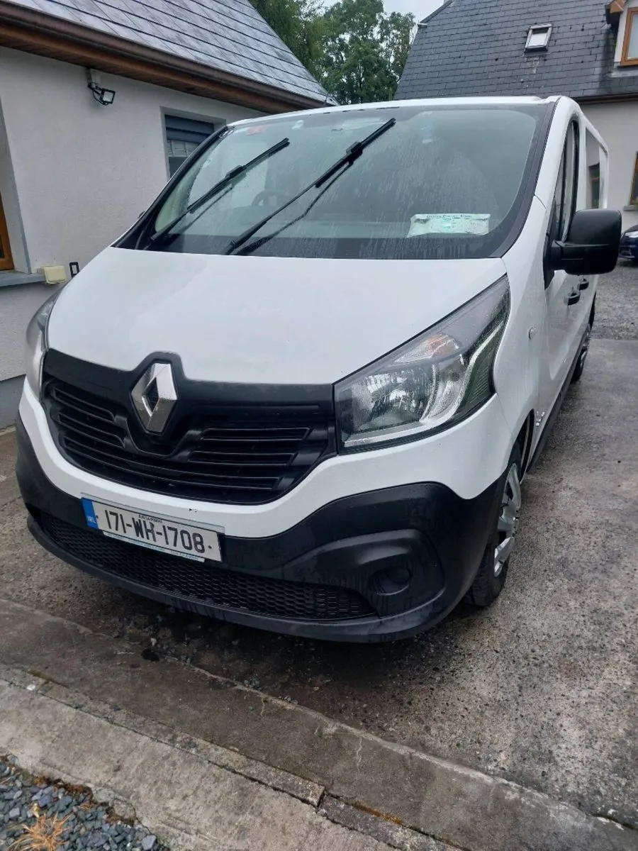 Crewcab - Image 1