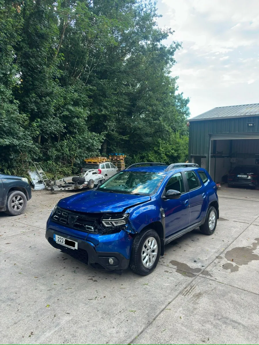 2022 Dacia Duster Diesel - Image 3