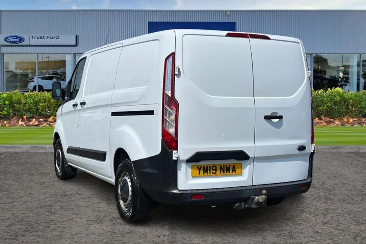 Ford Transit Custom 300 Leader L1 SWB 2.0 EcoBlue - Image 2