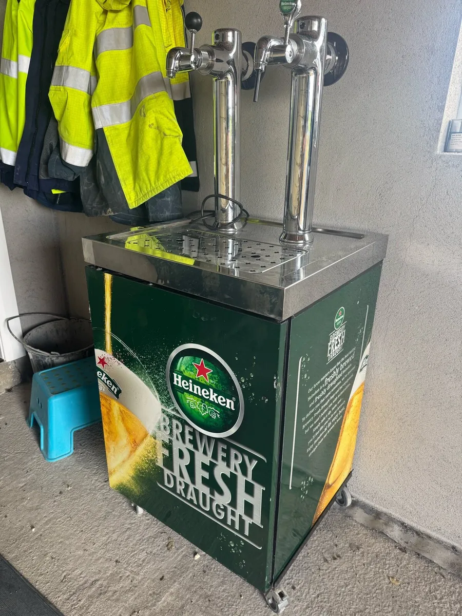 Draft beer dispenser - Image 1
