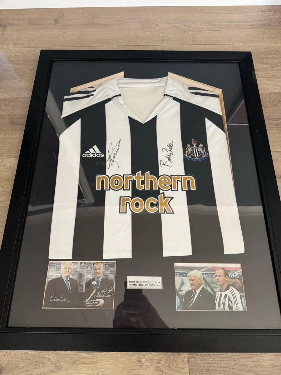 Newcastle signed jersey - Image 1