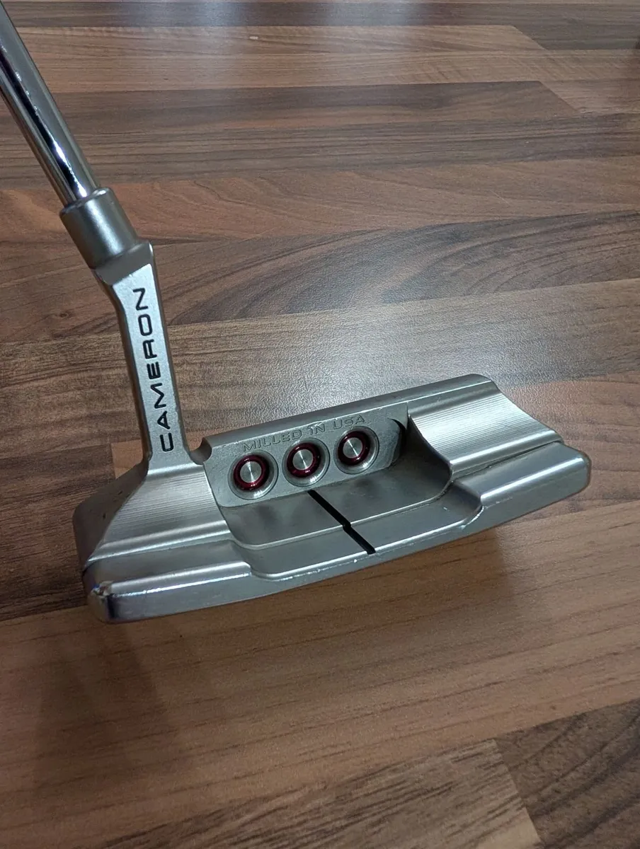 Scotty Cameron Square back 2 Putter - Image 1
