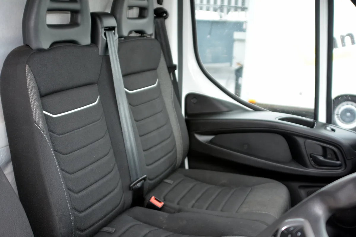 Iveco Daily Twin Wheel Tipper - Image 4