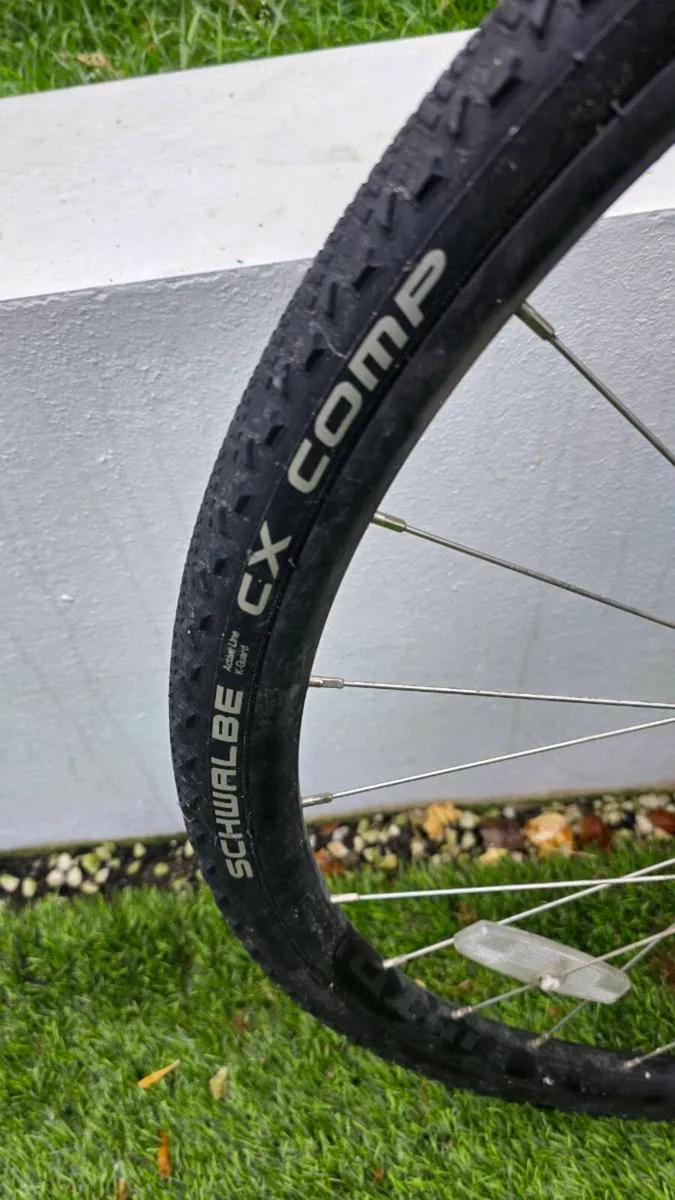 GRAVEL BIKE - GT GRADE (S) - Image 2