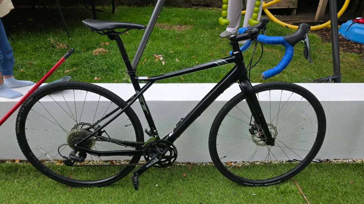 GRAVEL BIKE - GT GRADE (S) - Image 1