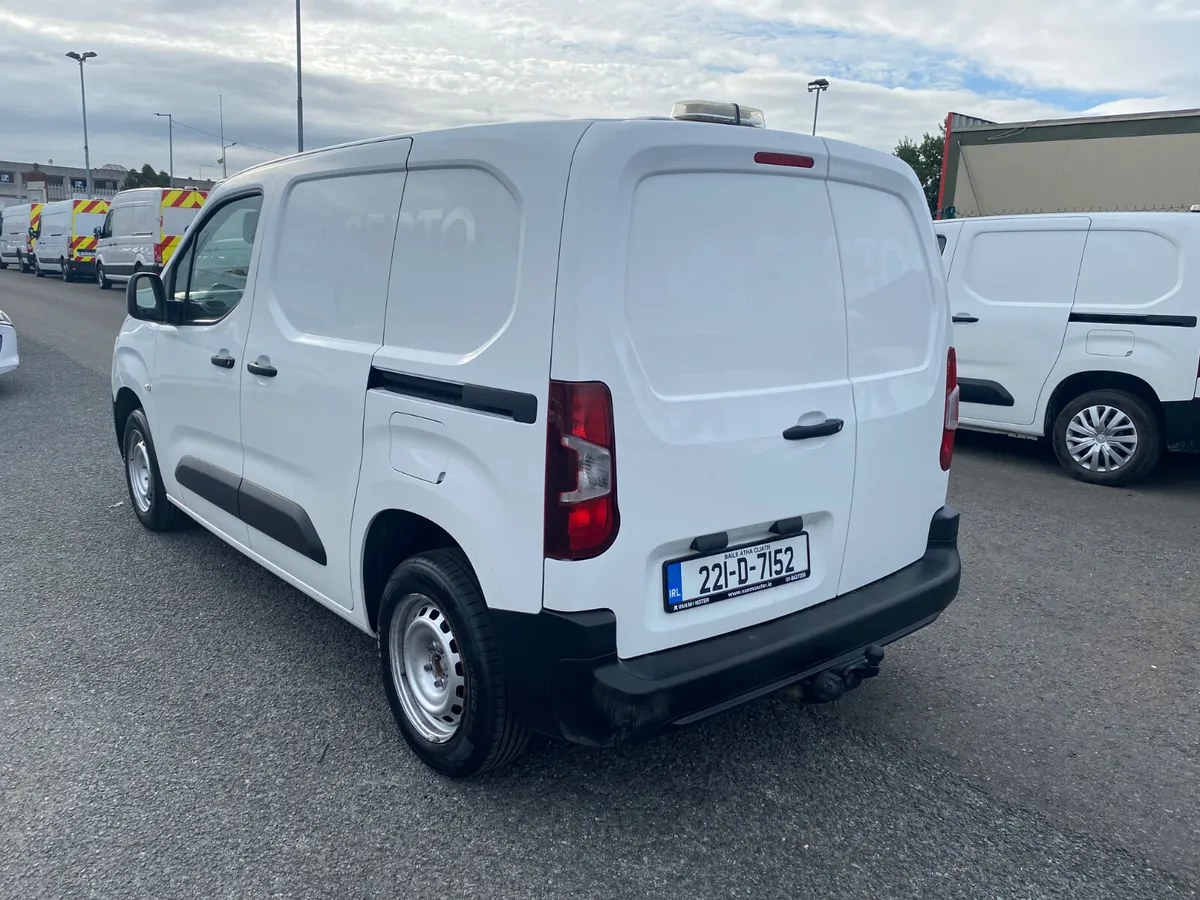 2022 Citroen Berlingo 1.5HDI 100BHP - Image 4