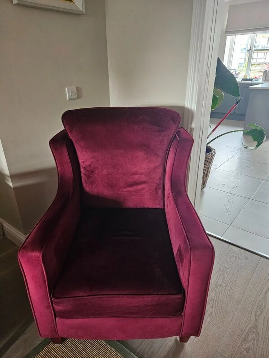 Wing backed chair - Image 1