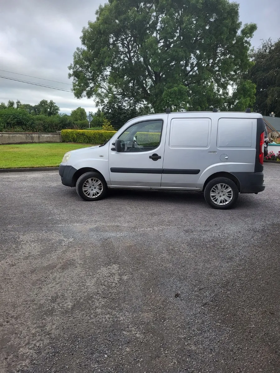 Fiat Doblo 2008 - Image 2